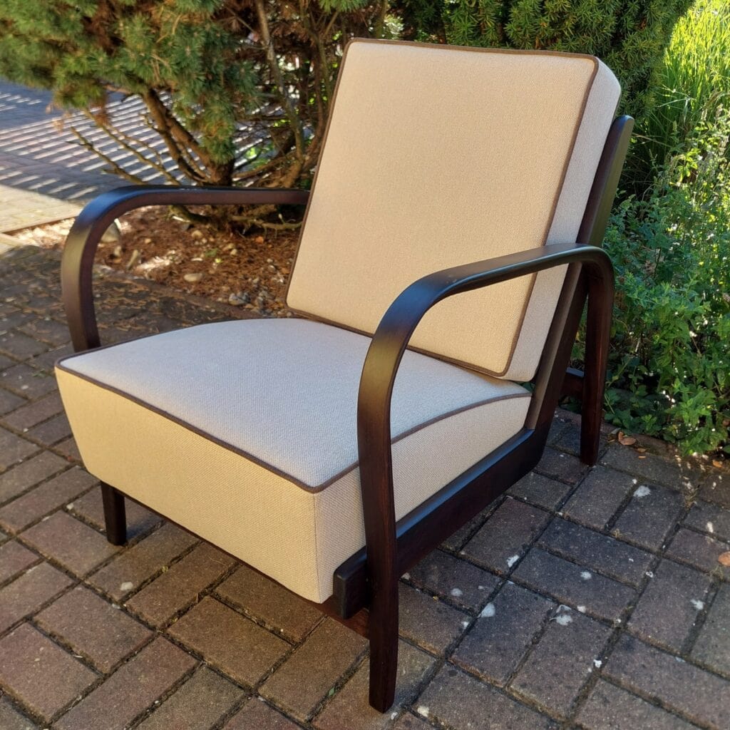 Renovace retro křesel Sadská